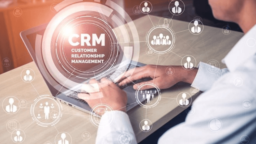 إدارة علاقات العملاء CRM